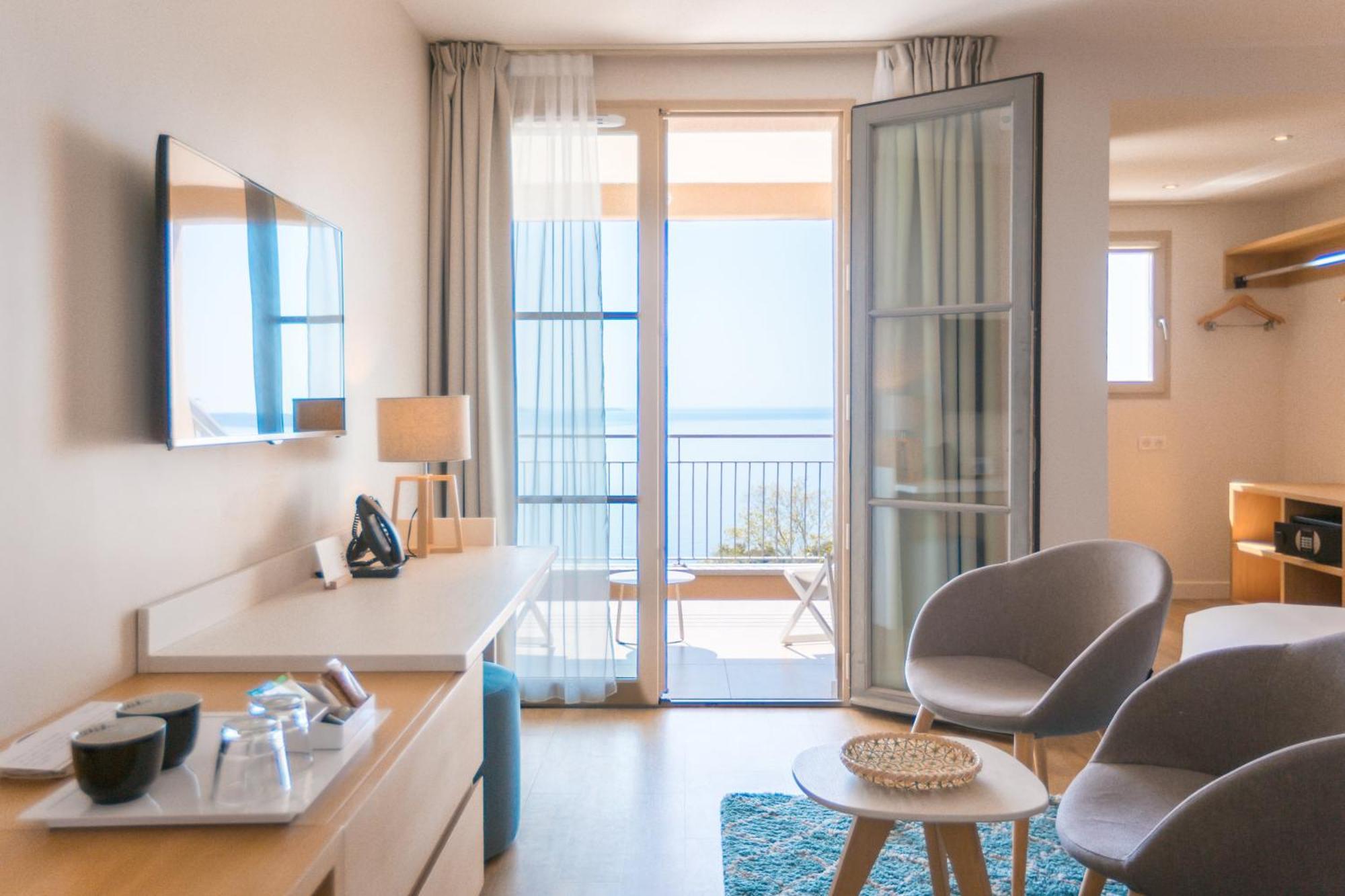 Hotel La Villa Douce Le Le Rayol-Canadel-sur-Mer Εξωτερικό φωτογραφία